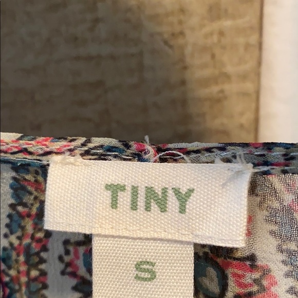 Print drape top with attached matching tank - Picture 3 of 3